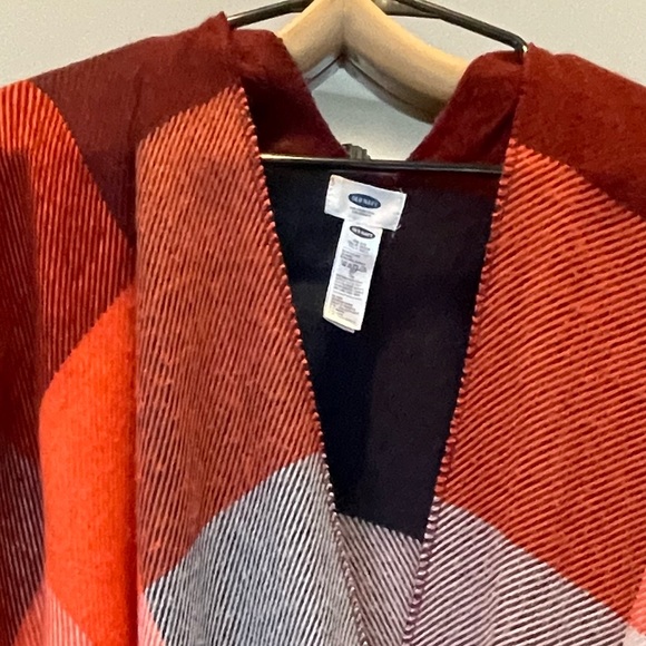 Old Navy Blanket Poncho one size - Picture 4 of 5